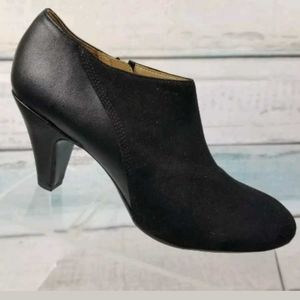 Naturalizer Black Suede Side Zip Heeled Ankle Shoe